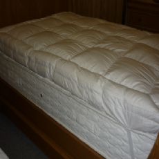 Pure white Duck down and feather mattress topper